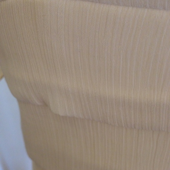 Light Beige ruffle tops - Picture 5 of 6